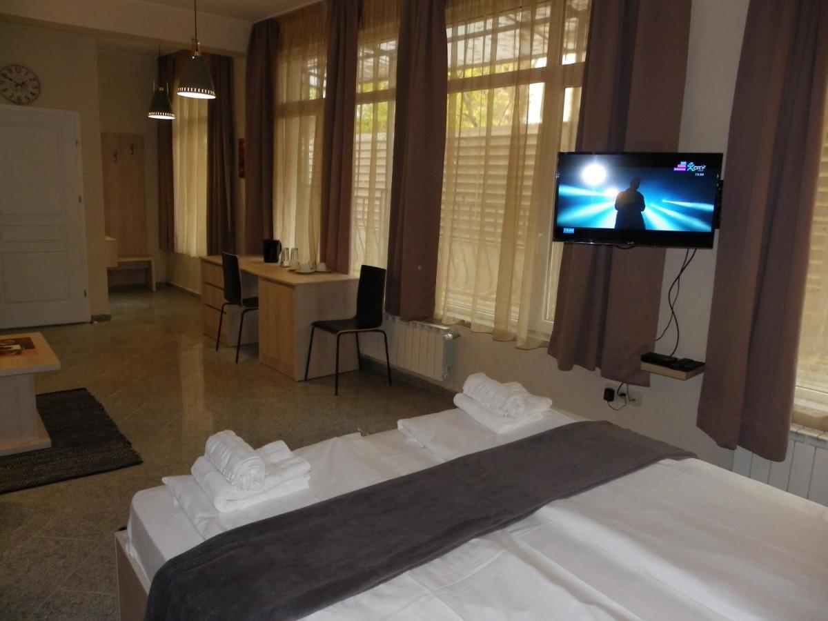 Mini Sofia Apartment Luaran gambar