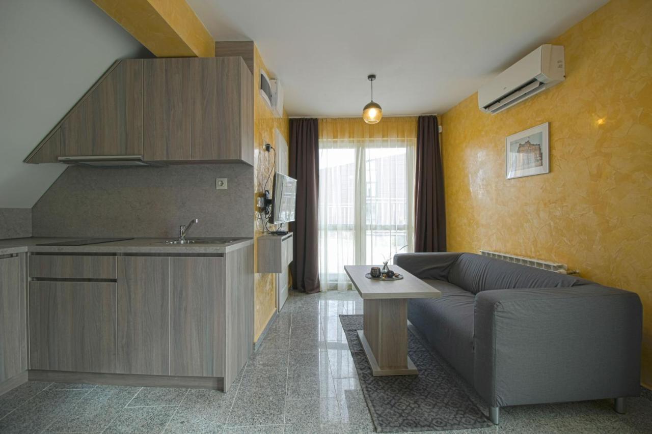 Mini Sofia Apartment Luaran gambar