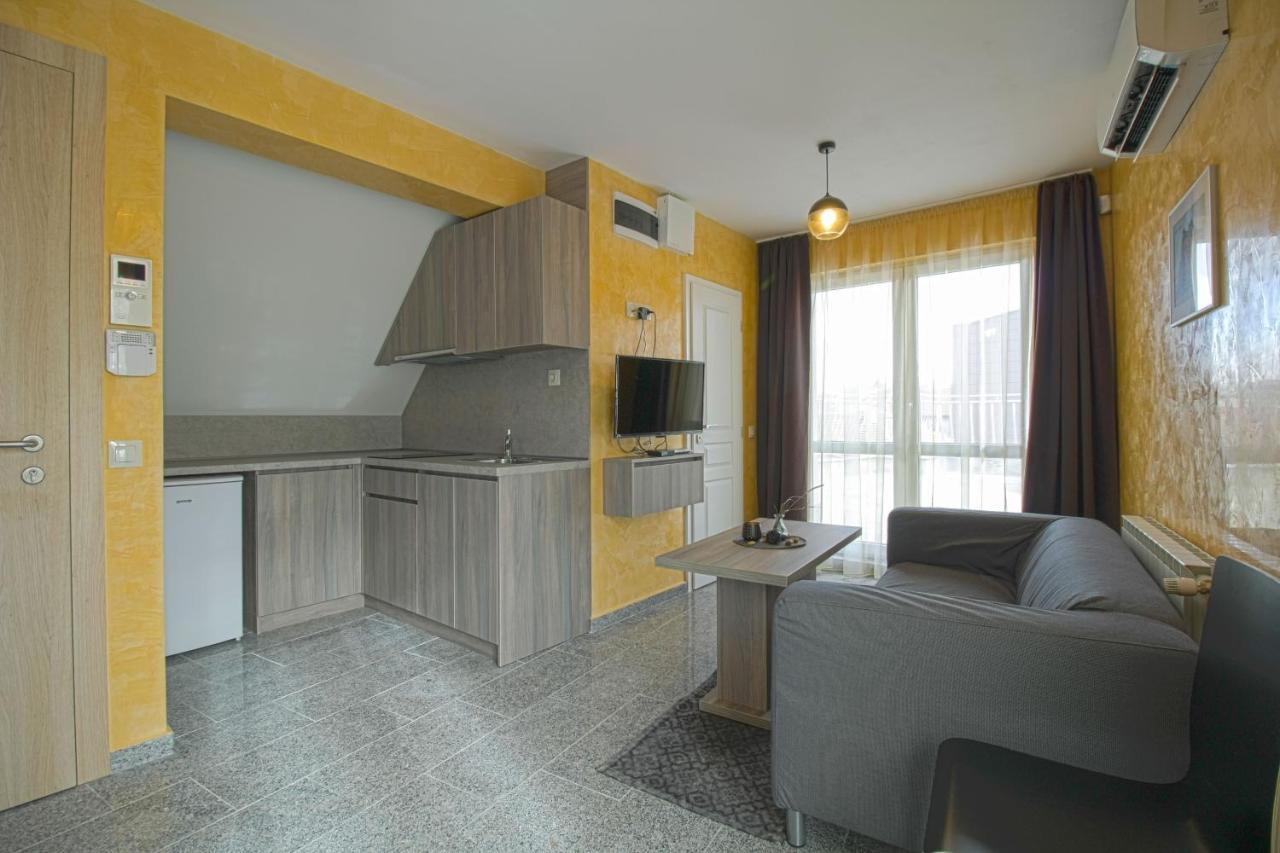 Mini Sofia Apartment Luaran gambar